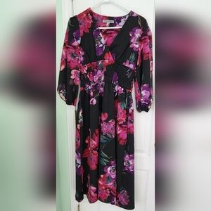 WOMENS 3/4 SLEEVE BLACK FLORAL DRESS Danny and Nicole Size 6